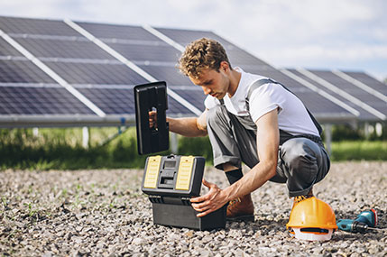 LA ENERGÍA SOLAR, UN VIGILANTE SILENCIOSO PARA LA SEGURIDAD